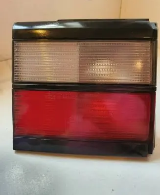 Volkswagen PASSAT B3 Tailgate rear/tail lights 333945107