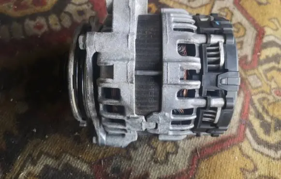 BMW 5 G30 G31 Generator/alternator 8571357 0125814004