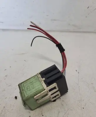 BMW 5 E60 E61 Other relay 8373700