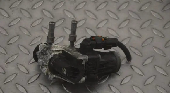 Citroen C4 II EGR valve 304120488814 50563924