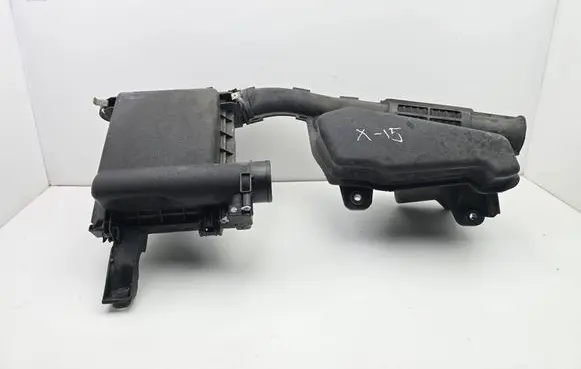 Toyota Prius+ (ZVW40) Air filter box 1770137170 MF1001418510 1775037070