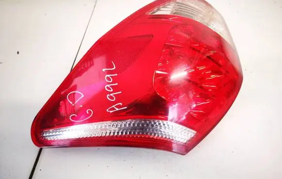 Toyota RAV 4 (XA30) Rear/tail lights