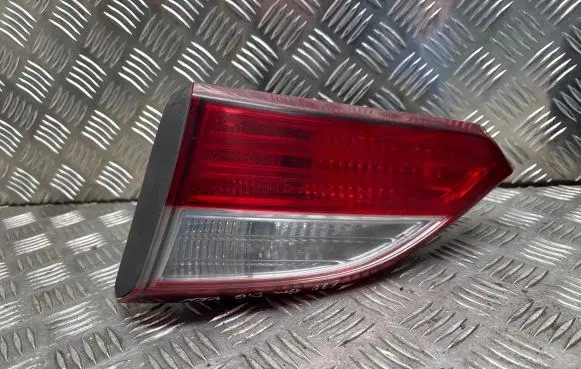 Hyundai i30 Tailgate rear/tail lights 92404A62