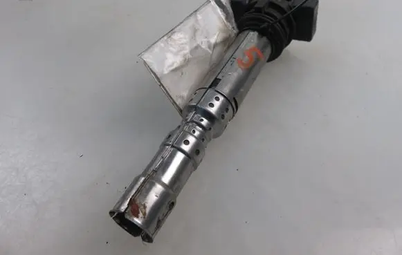 Volkswagen Phaeton High voltage ignition coil 07C905715A
