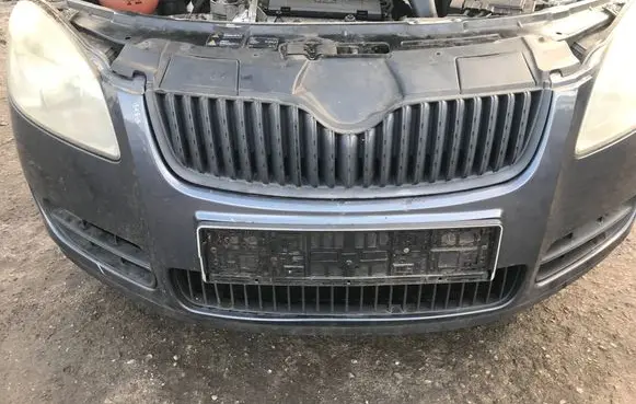 Skoda Fabia Mk2 (5J) Front bumper