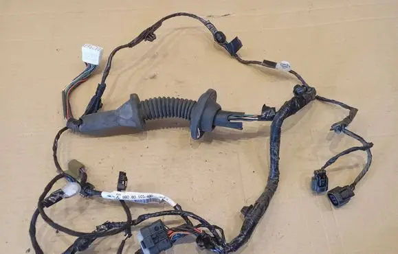 Mitsubishi Colt Front door wiring loom/harness boot 98080101AB0