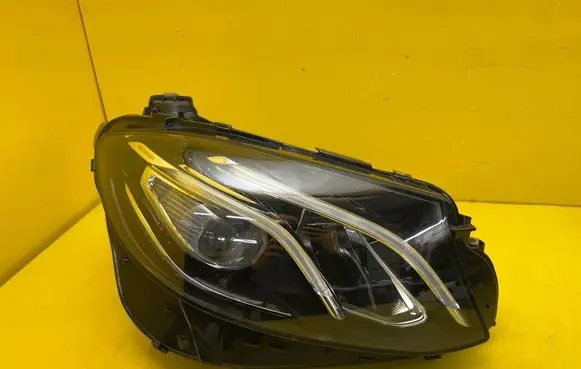 Mercedes-Benz E W213 Headlight/headlamp A2139068808