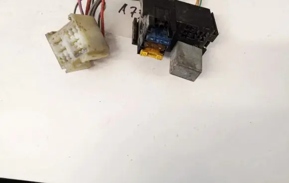 Renault Espace III Other relay 6025111584a