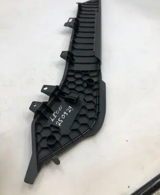 Seat Leon IV Other center console (tunnel) element 5fb863487