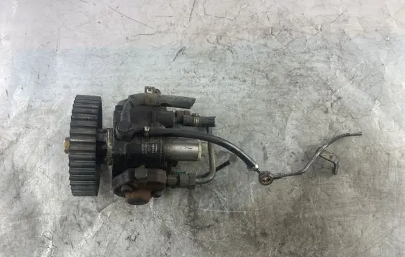 Opel Astra H Fuel injection high pressure pump 8973138622 HU2940000071 05G00224