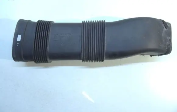 BMW 3 F30 F35 F31 Air intake hose/pipe 8507567 1371850756702