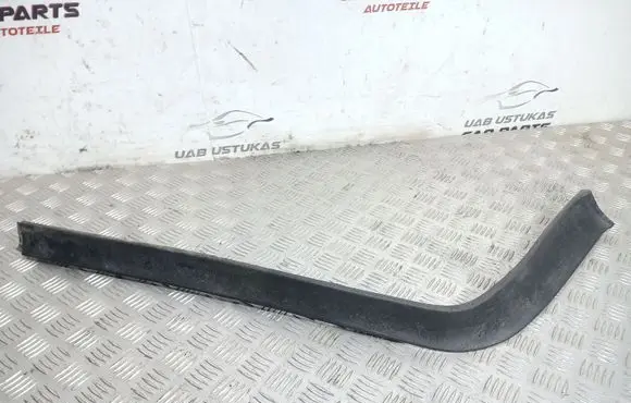 Audi 100 200 5000 C3 Front bumper lip 443805618