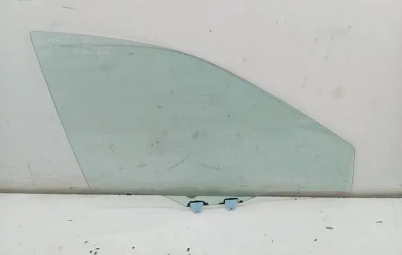 Nissan X-Trail T33 Front door window/glass (coupe) 