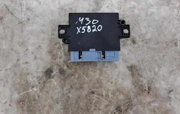 Mercedes-Benz C W205 Parking PDC control unit/module A0009003806