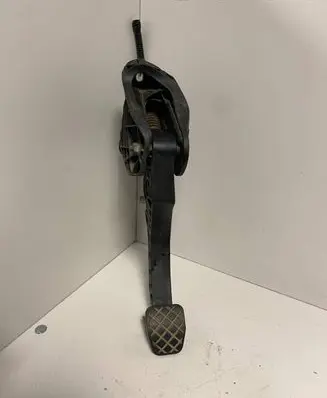 Volkswagen PASSAT B6 Clutch pedal 3C1721059Q 3700173901 ZD02032006