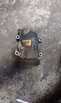 Nissan Primera Air conditioning (A/C) compressor (pump) 2j551