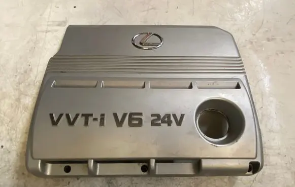 Lexus RX 330 - 350 - 400H Engine cover (trim)