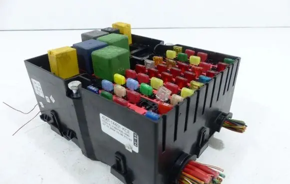 Ford Fiesta Fuse box set IMPRK700695