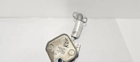 Toyota Land Cruiser (J150) Oil filter mounting bracket D0240008681