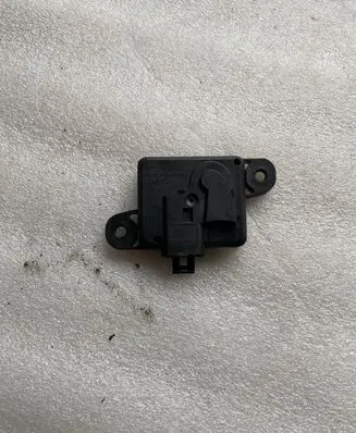 Opel Zafira A Airbag deployment crash/impact sensor 09133263 TGS16068800