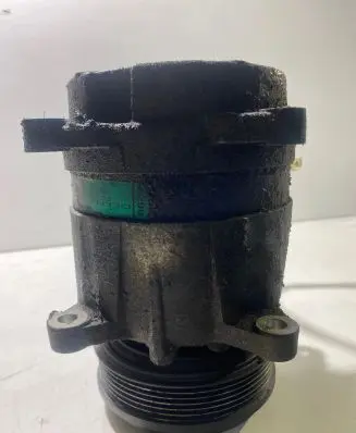 Citroen C5 Air conditioning (A/C) compressor (pump) 6560502