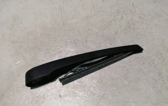Buick Encore I Rear wiper blade arm 