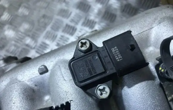 Hyundai Getz Air pressure sensor 3930022600 39300-22600