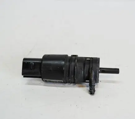 BMW 4 F32 F33 Windscreen/windshield washer pump 7302589