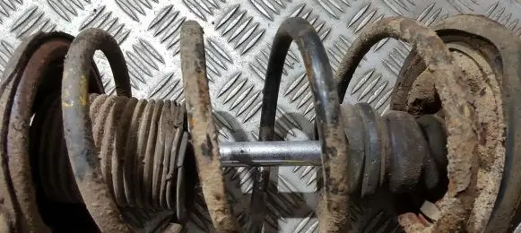 Nissan Sunny Front coil spring