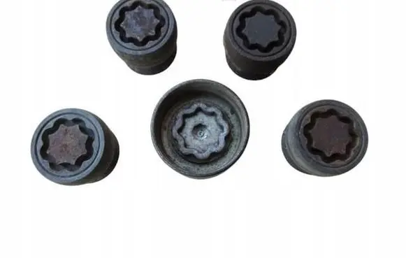 Suzuki Vitara (LY) Anti-theft wheel nuts and lock 