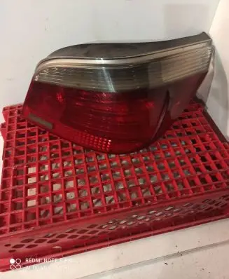 BMW 5 E60 E61 Rear/tail lights 6910768 2VP008679 B3159S