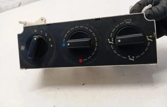 Peugeot Partner Climate control unit 654984A
