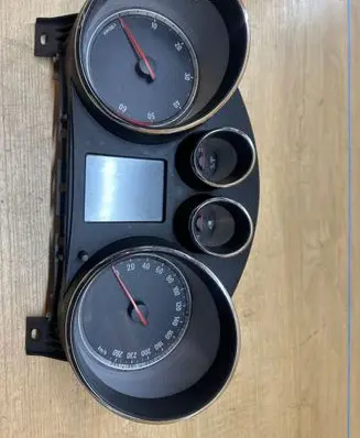 Opel Insignia A Speedometer (instrument cluster) A2C53370227