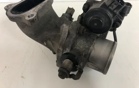Toyota Avensis T250 Engine shut-off valve 8967221020