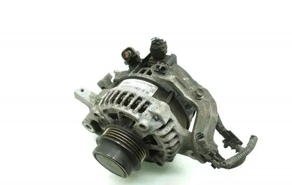 Toyota Auris E180 Generator/alternator 270600Y160