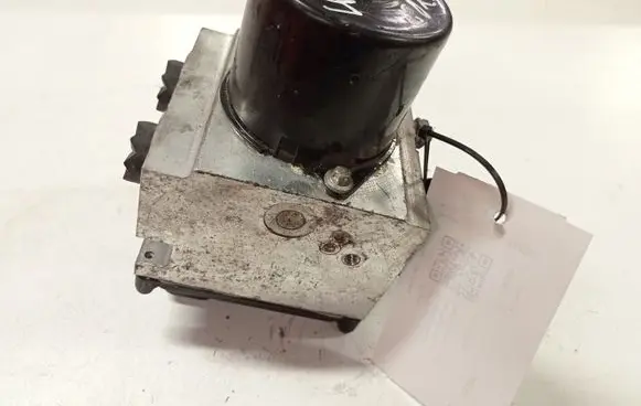 Peugeot 407 ABS Pump 15710604 15710504D S118676001N