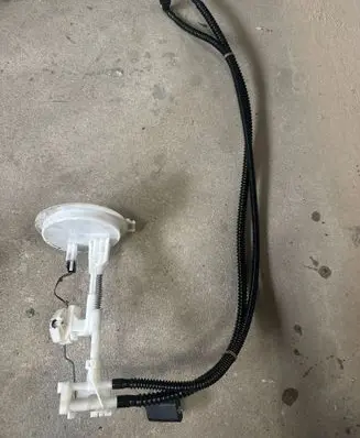 Volkswagen Tiguan Fuel level sensor 5N0919673J