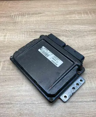 Renault Twingo I Engine control unit/module ECU 8200102371 S110130112C