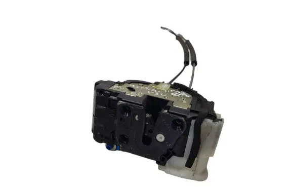 Hyundai i20 (PB PBT) Front door lock 813201J020
