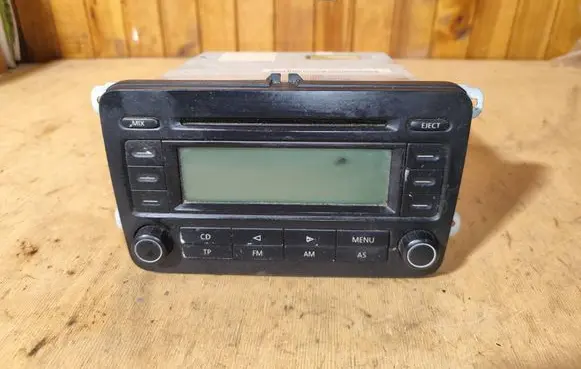 Volkswagen Touran I Radio/CD/DVD/GPS head unit 1K0035186L