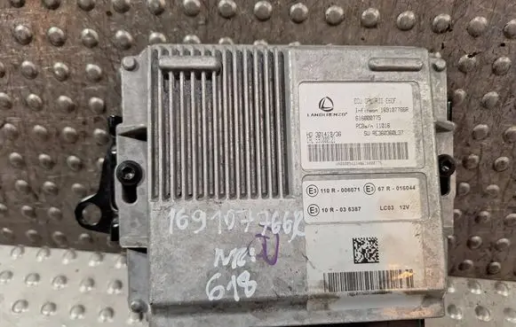 Dacia Jogger Engine control unit/module S25081618 169107766R 110R006071