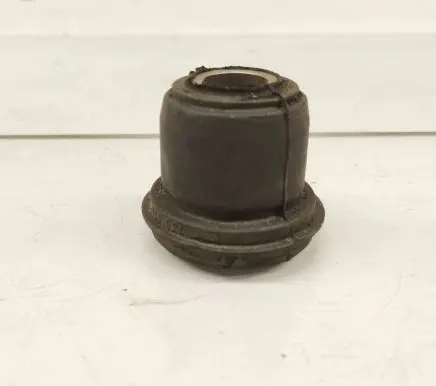 Mercedes-Benz COMPAKT W115 Front wishbone bush 1153332814