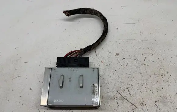 BMW 5 E60 E61 Sound amplifier 6920461