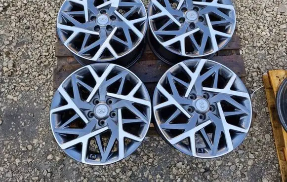 Hyundai Kona I R18 alloy rim 52910-CM300