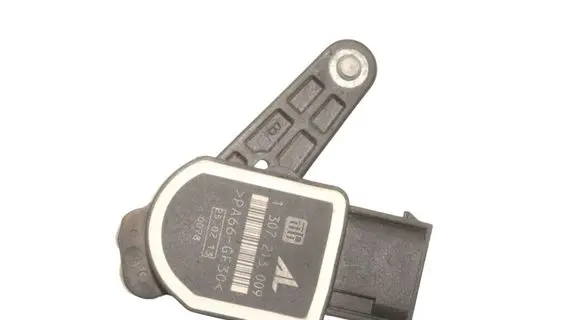 Peugeot RCZ Air suspension front height level sensor 1307213009