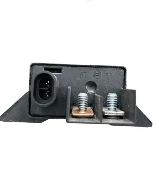 Mercedes-Benz E W211 Charging relay 0332002167