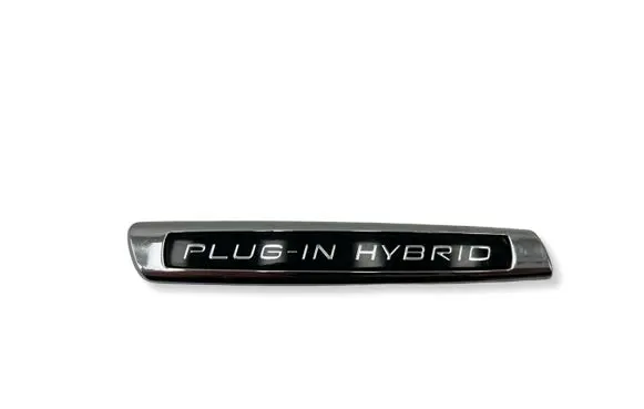 Volvo V60 Fender model badge letters 