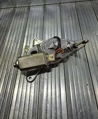 Suzuki Ignis Rear window wiper motor 34355581