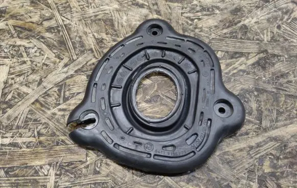 BMW 7 F01 F02 F03 F04 Other engine bay part 64119115379