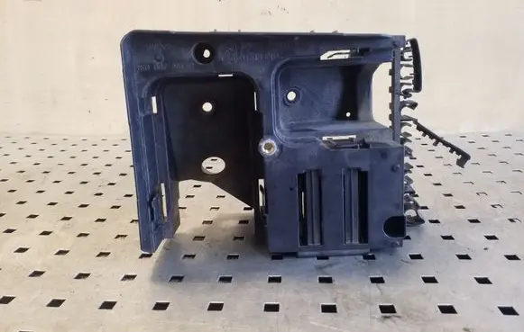 Seat Altea XL Fuse box cover 1K0907361C 1K0937540C